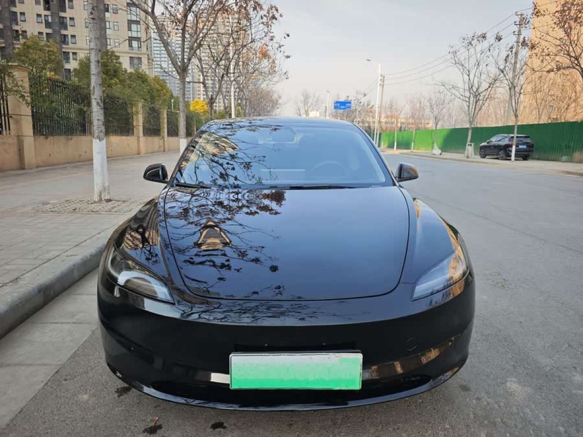 特斯拉 Model 3  2023款 煥新版 后輪驅(qū)動圖片