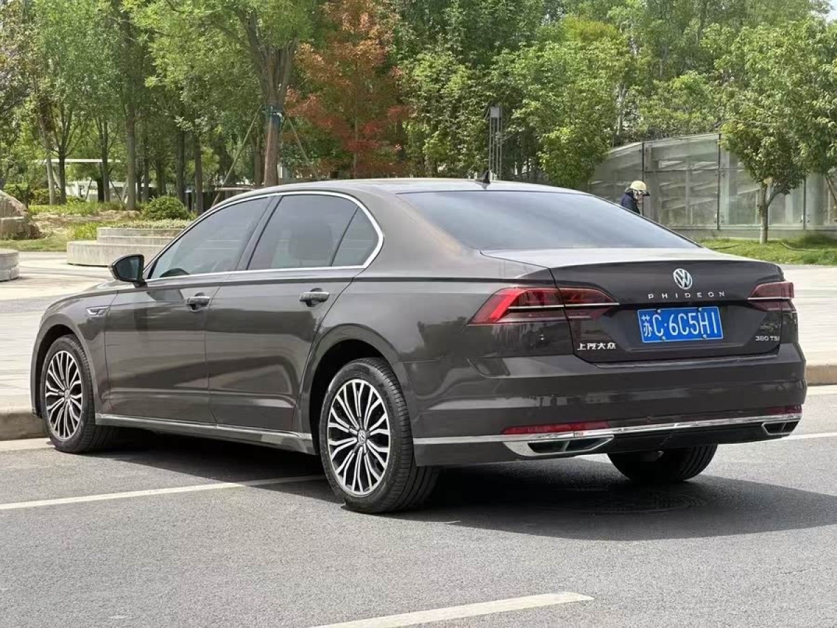 大眾 輝昂  2018款 改款 380TSI 兩驅(qū)商務(wù)版圖片