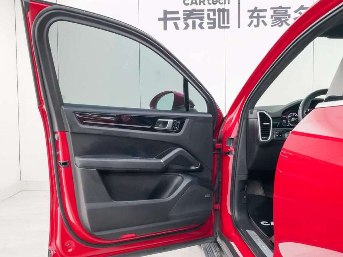 保时捷 Cayenne新能源  2021款 Cayenne E-Hybrid 2.0T图片