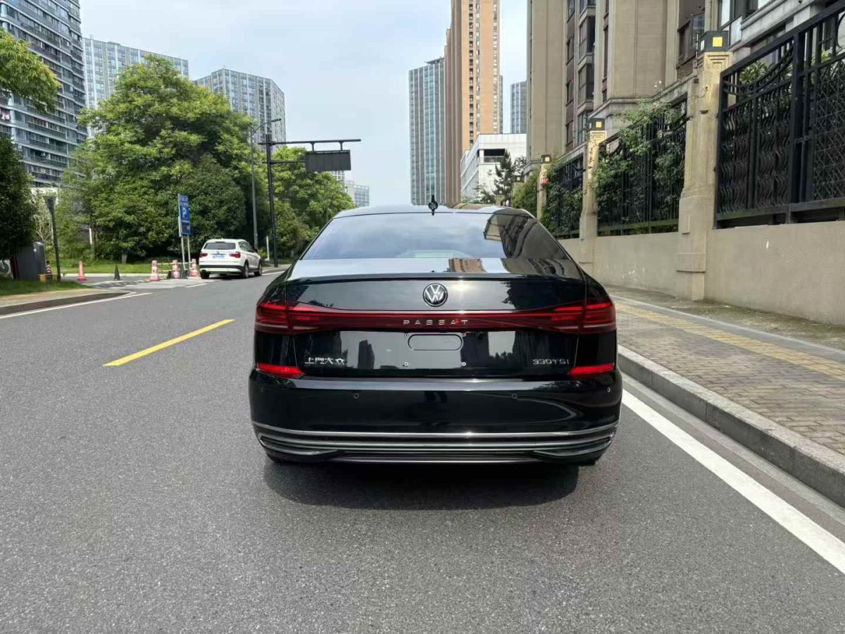 大眾 帕薩特  2022款 330TSI 豪華版圖片