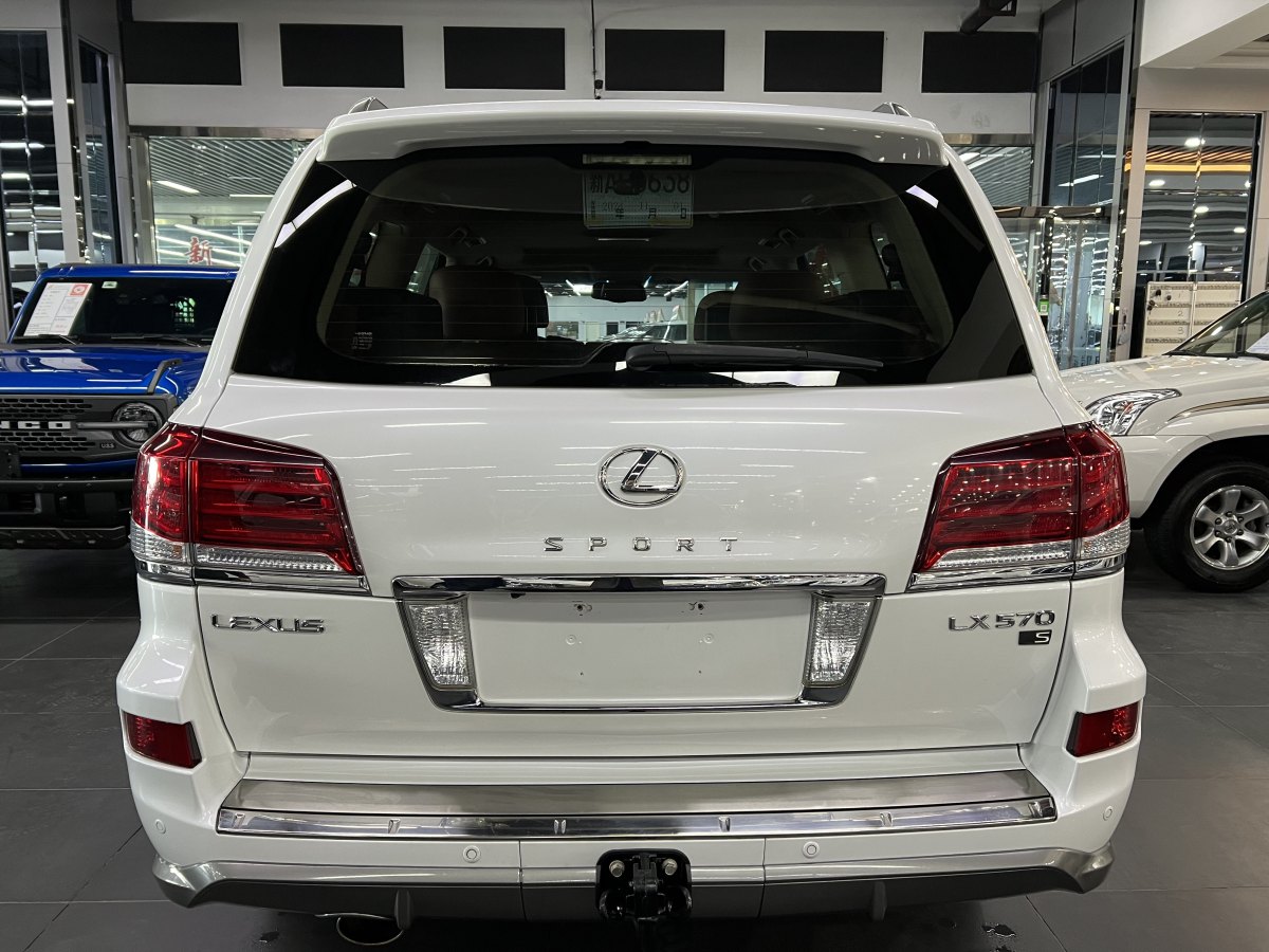 雷克薩斯 LX  2015款 LX570 中東版圖片