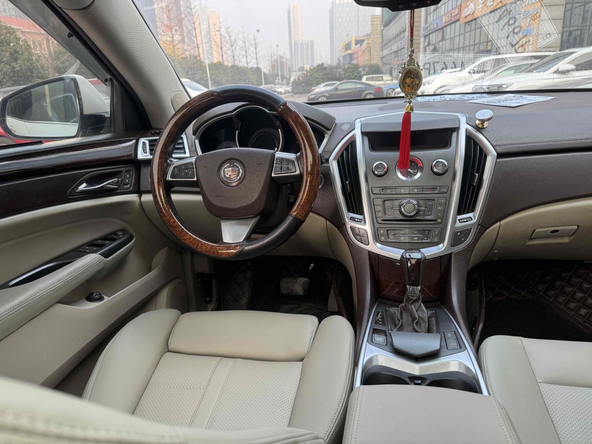 凱迪拉克 SRX  2013款 3.0L 精英型圖片