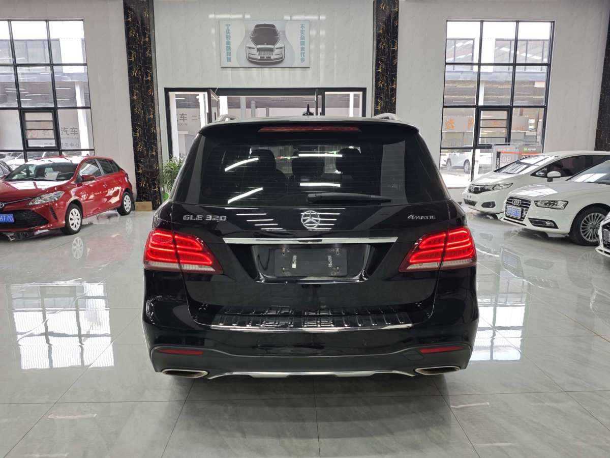 奔馳 奔馳GLE  2018款 GLE 320 4MATIC 豪華型臻藏版圖片