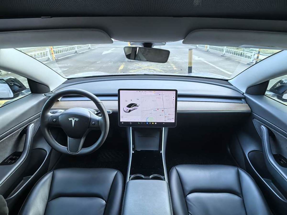 特斯拉 Model 3  2019款 標準續(xù)航后驅升級版圖片