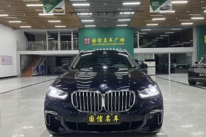 寶馬X5 寶馬 改款 xDrive 30Li M運(yùn)動(dòng)套裝
