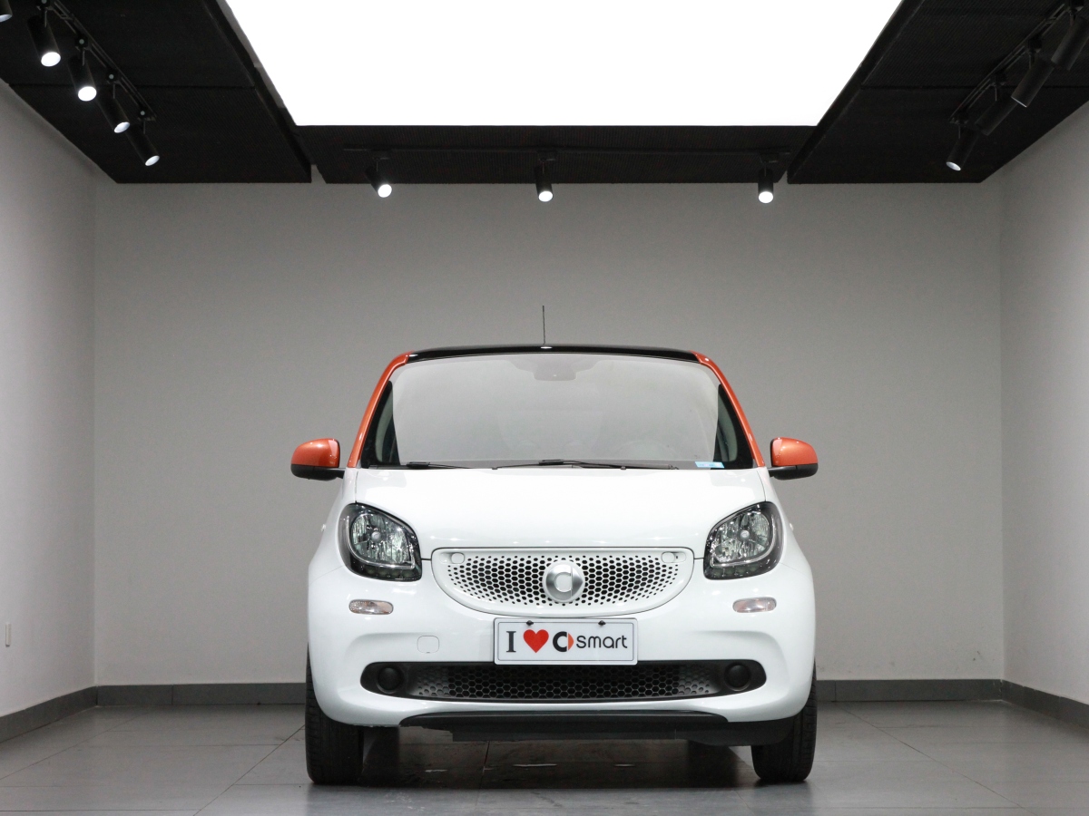 smart forfour  2016款 1.0L 52千瓦激情版图片