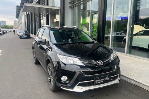 RAV4榮放 豐田 2.0L CVT兩驅(qū)風(fēng)尚版