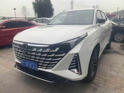 2024年10月 長(zhǎng)安 UNI-T 1.5T 豪華型圖片