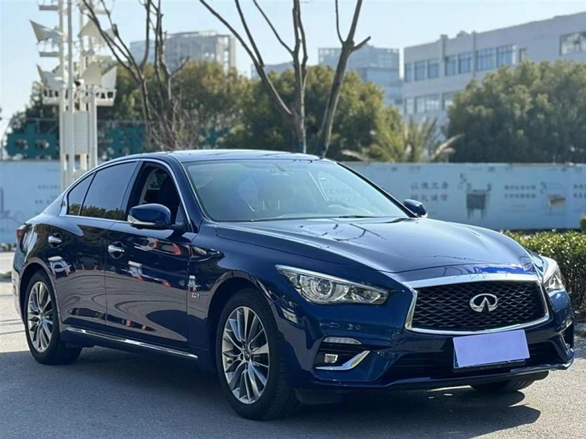 英菲尼迪 Q50L  2020款 2.0T 30周年限量版圖片