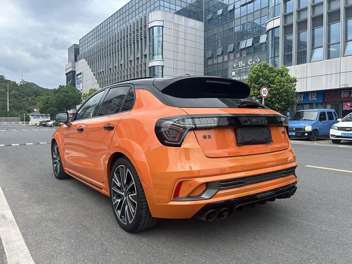 領(lǐng)克 領(lǐng)克02 Hatchback  2021款 2.0TD Halo圖片