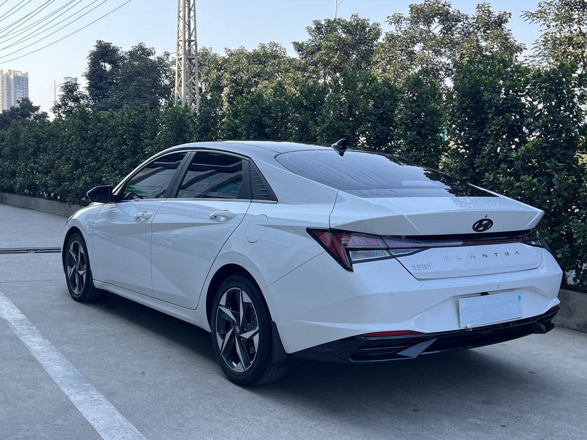 現(xiàn)代 伊蘭特  2023款 240TGDi DCT N Line LUX尊貴版圖片