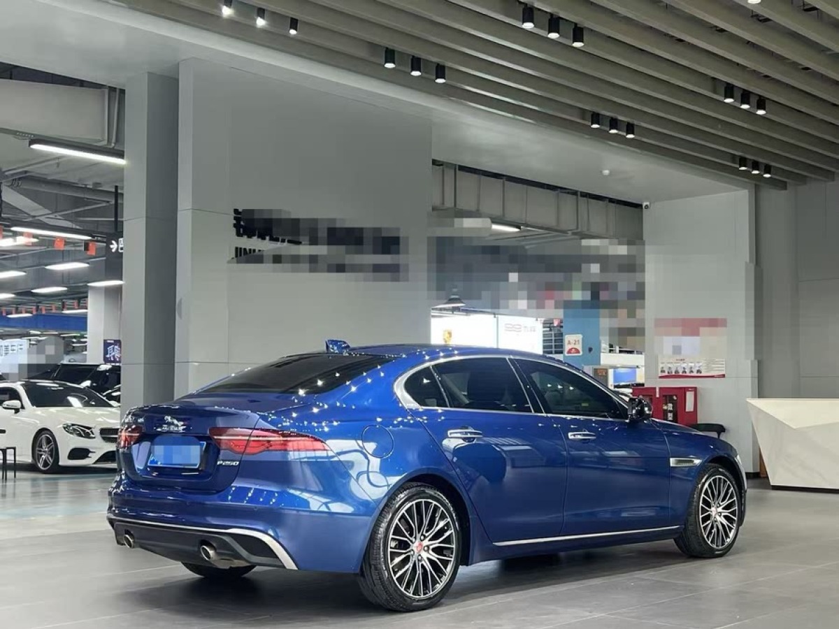 捷豹 XEL  2021款 2.0T 250PS R-DYNAMIC S進(jìn)取運(yùn)動(dòng)版圖片