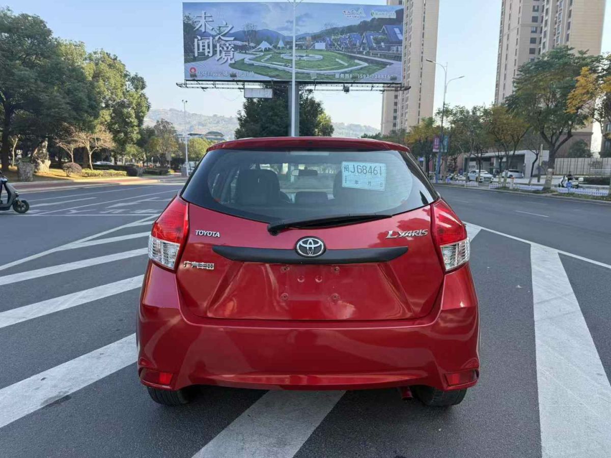 豐田 雅力士  2014款 YARiS L 致炫 1.3 靈動版圖片