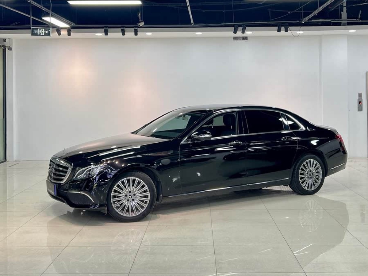 奔馳 奔馳E級(jí)  2020款 E 300 L 豪華型圖片