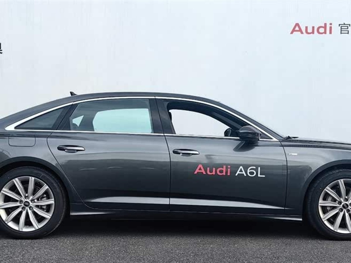 奧迪 奧迪A6L  2024款 45 TFSI 臻選動感型圖片