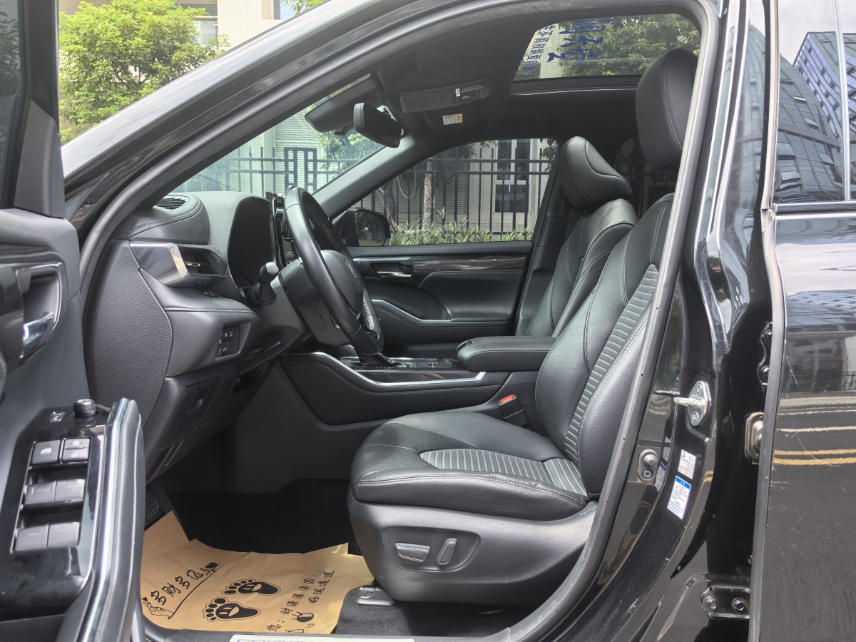 豐田 皇冠陸放  2021款 2.5L HEV四驅(qū)尊貴版圖片