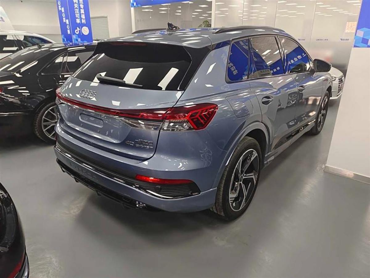 奧迪 奧迪Q4 e-tron  2023款 40 e-tron 創(chuàng)境曜夜版圖片