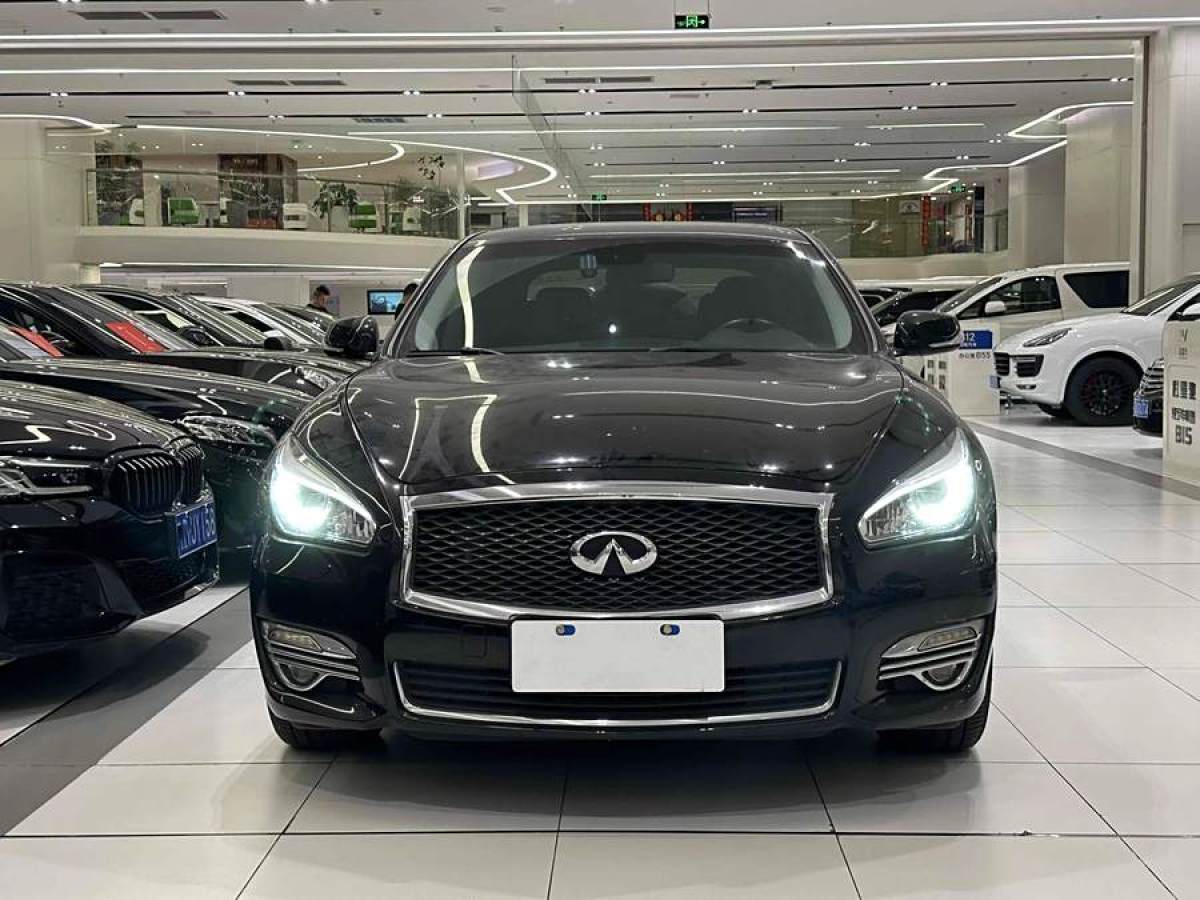 英菲尼迪 Q70  2017款 Q70L 2.5L 精英版圖片