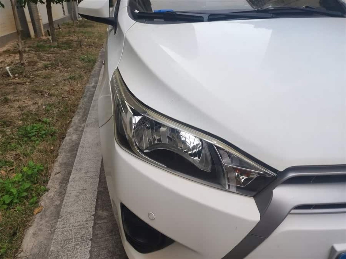 豐田 YARiS L 致炫  2015款 1.5E 自動(dòng)魅動(dòng)版圖片