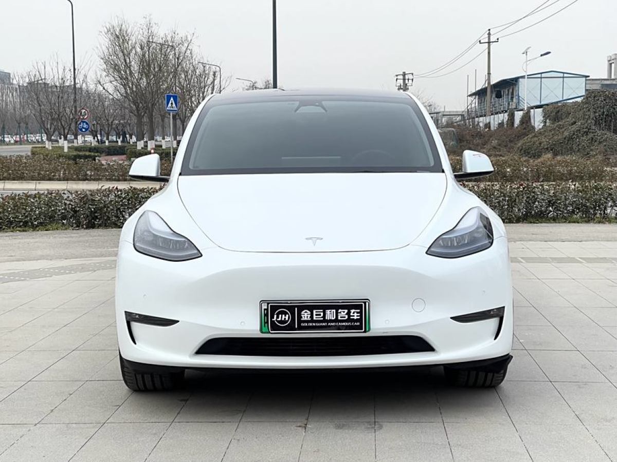 特斯拉 Model 3  2023款 長續(xù)航煥新版 雙電機全輪驅(qū)動圖片