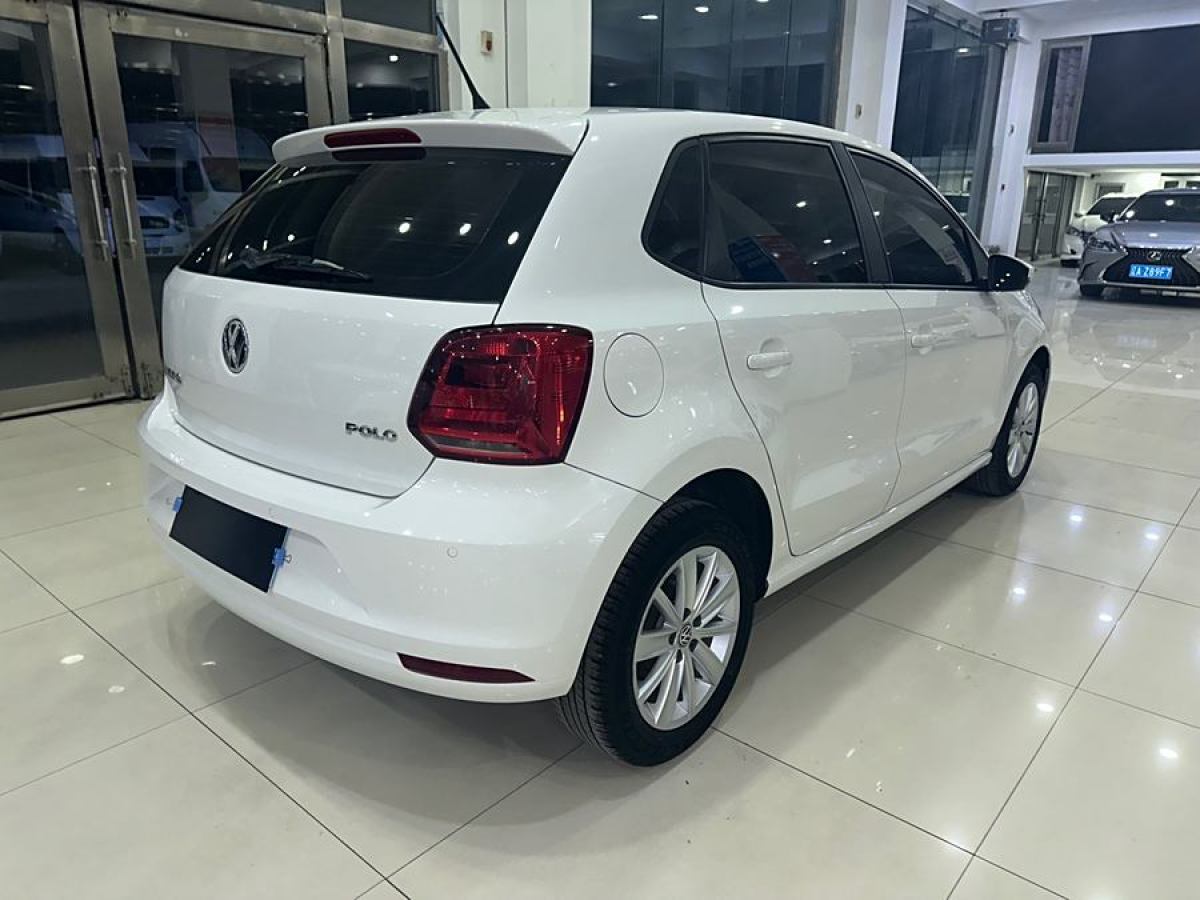 大眾 Polo  2014款 1.4L 自動豪華版圖片