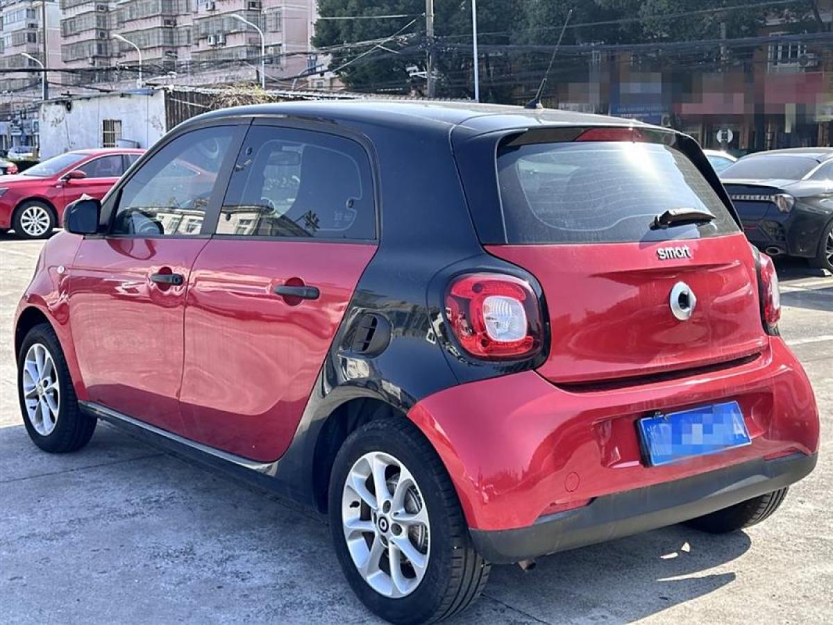 smart forfour  2018款 1.0L 52千瓦靈動(dòng)版圖片