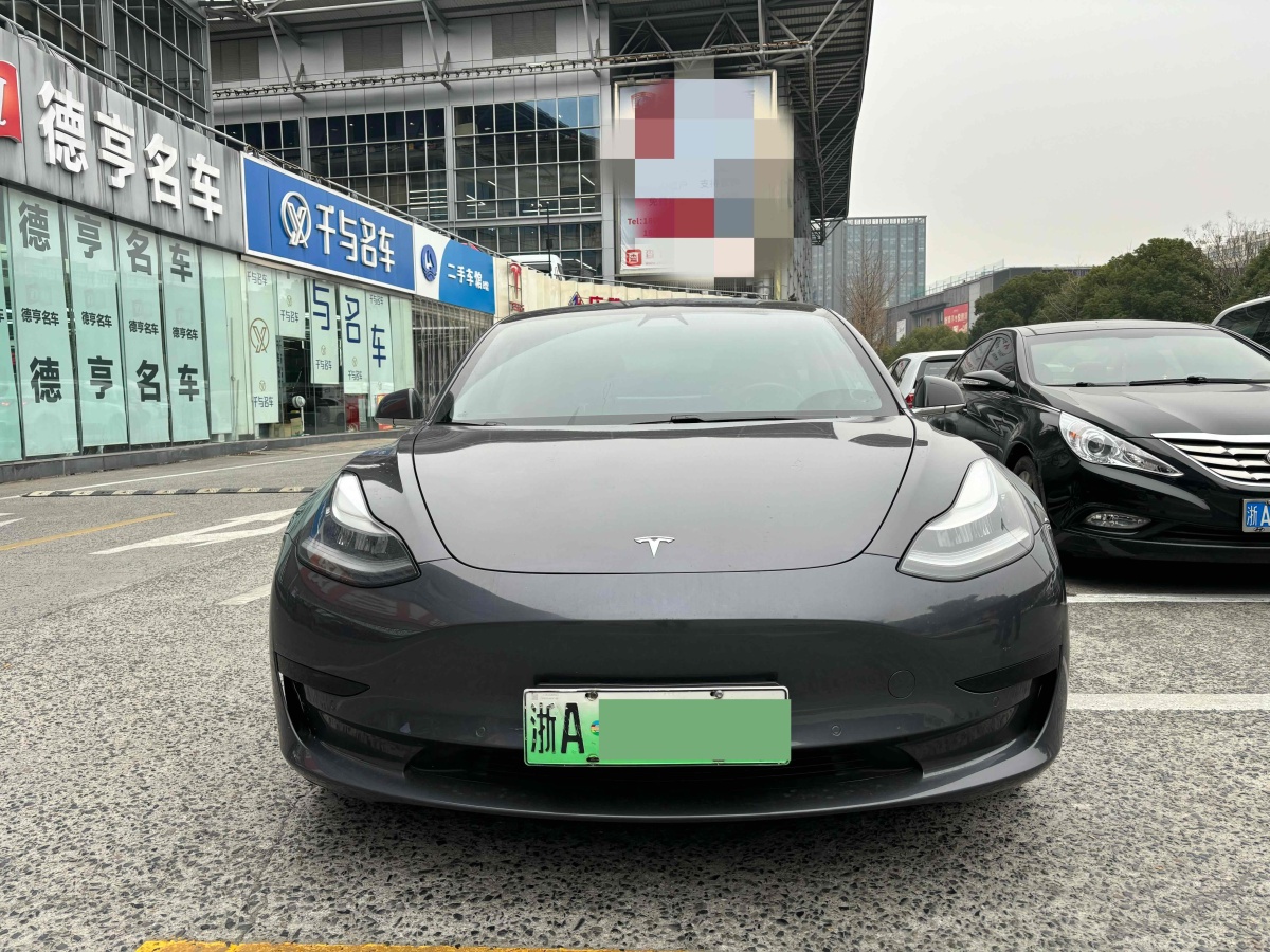 特斯拉 Model 3  2019款 標(biāo)準(zhǔn)續(xù)航后驅(qū)升級(jí)版圖片