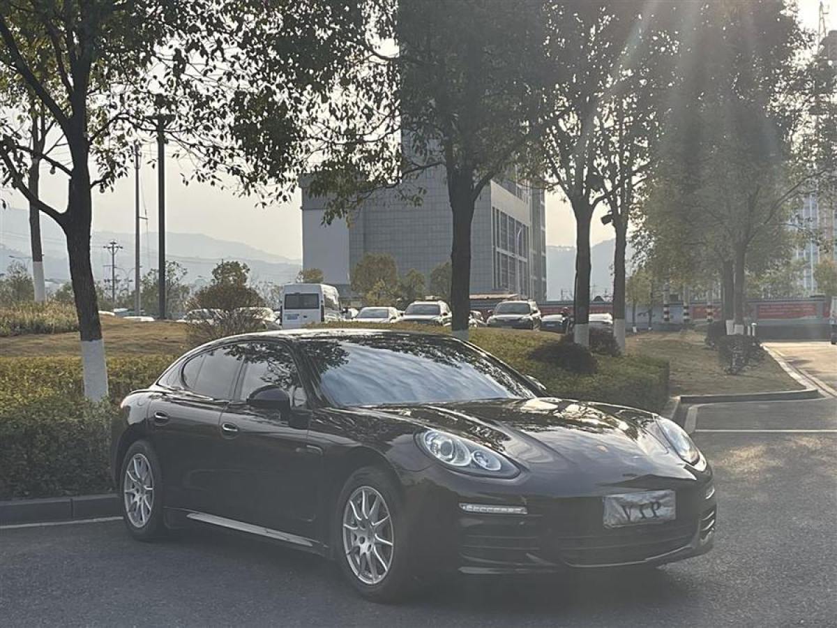 保時(shí)捷 Panamera  2014款 Panamera 3.0T圖片