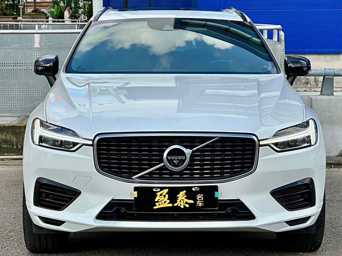 沃爾沃 XC60新能源  2024款 T8 插電混動 長續(xù)航四驅(qū)智遠運動版圖片