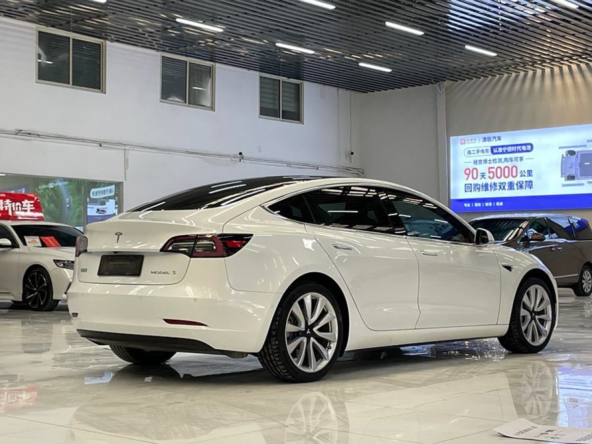 特斯拉 Model 3  2019款 標準續(xù)航后驅升級版圖片