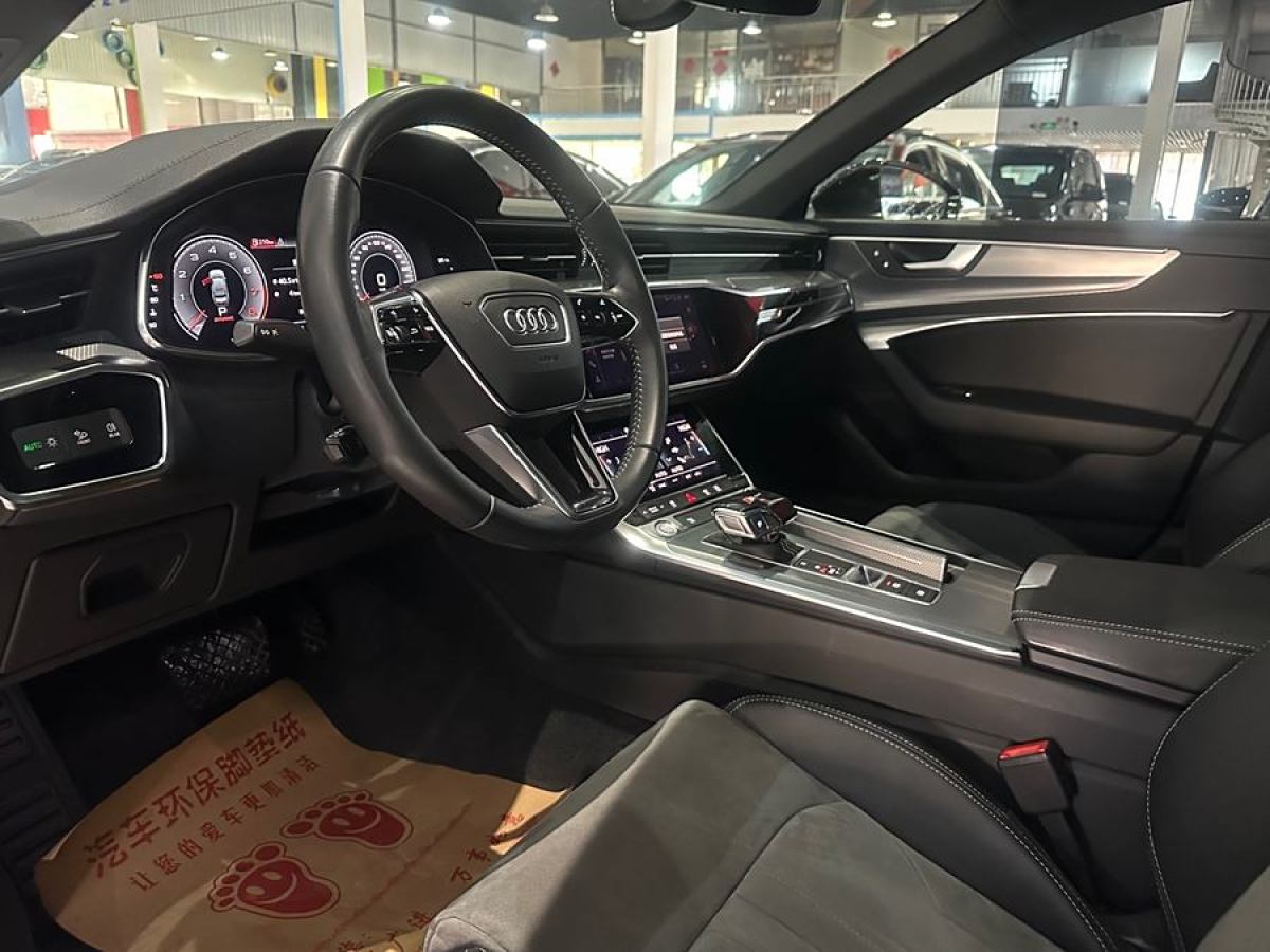 奧迪 奧迪A6L  2019款 45 TFSI quattro 臻選動感型圖片