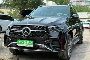 威霆 奔馳 2.0T 商務(wù)版 7座