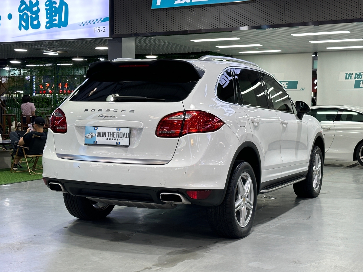 保時捷 Cayenne  2014款 Cayenne Platinum Edition 3.0T圖片