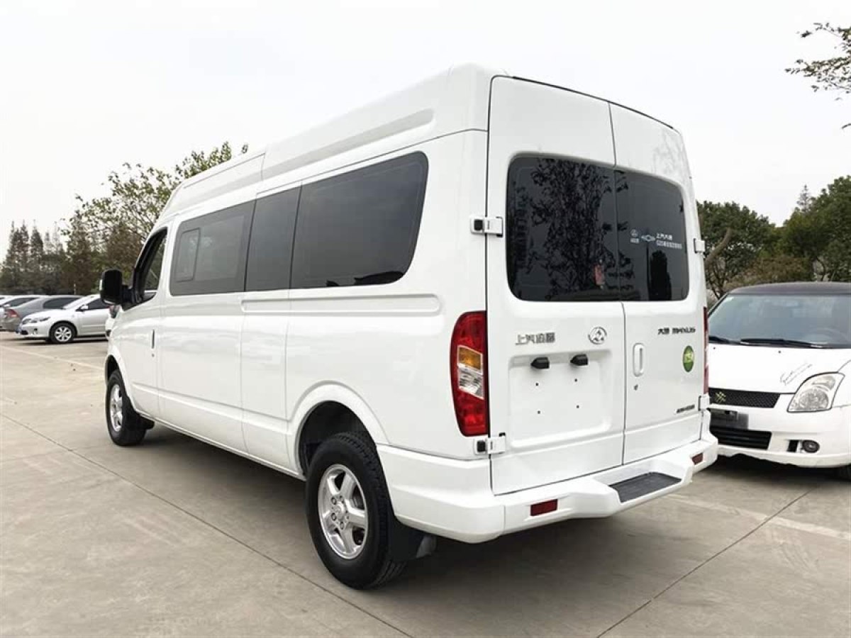 上汽大通 V80  2017款 2.5T 6擋手動(dòng)傲運(yùn)通國V長(zhǎng)軸中頂6-10座圖片