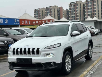 2016年1月 Jeep 自由光 2.4L 專業(yè)版圖片