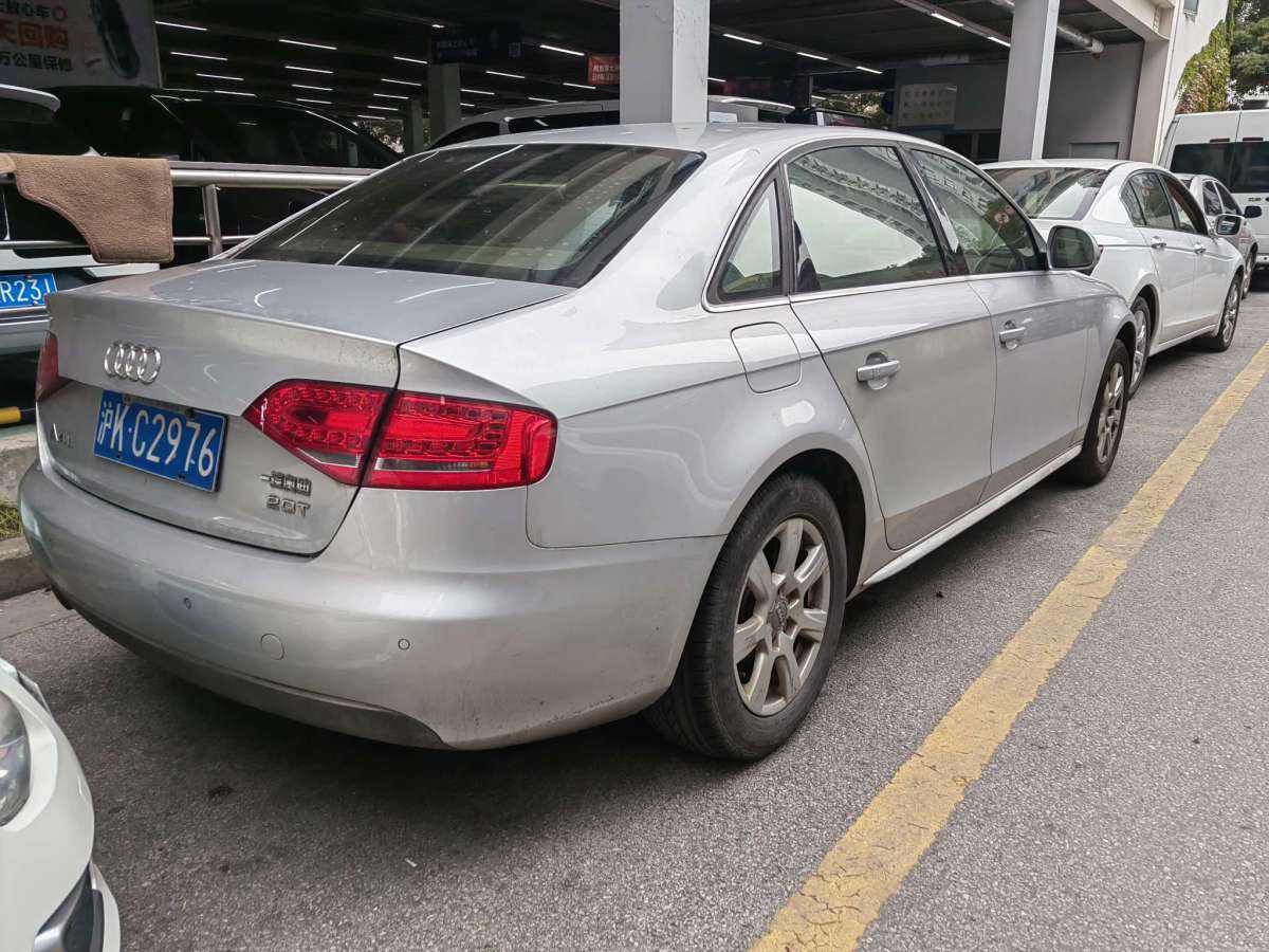 2011年01月奧迪 奧迪A4L  2011款 2.0 TFSI 舒適型