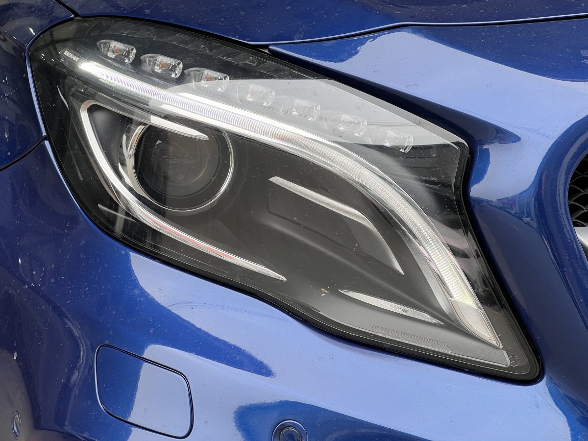 奔驰 奔驰GLA  2016款 GLA 200 蓝调版图片