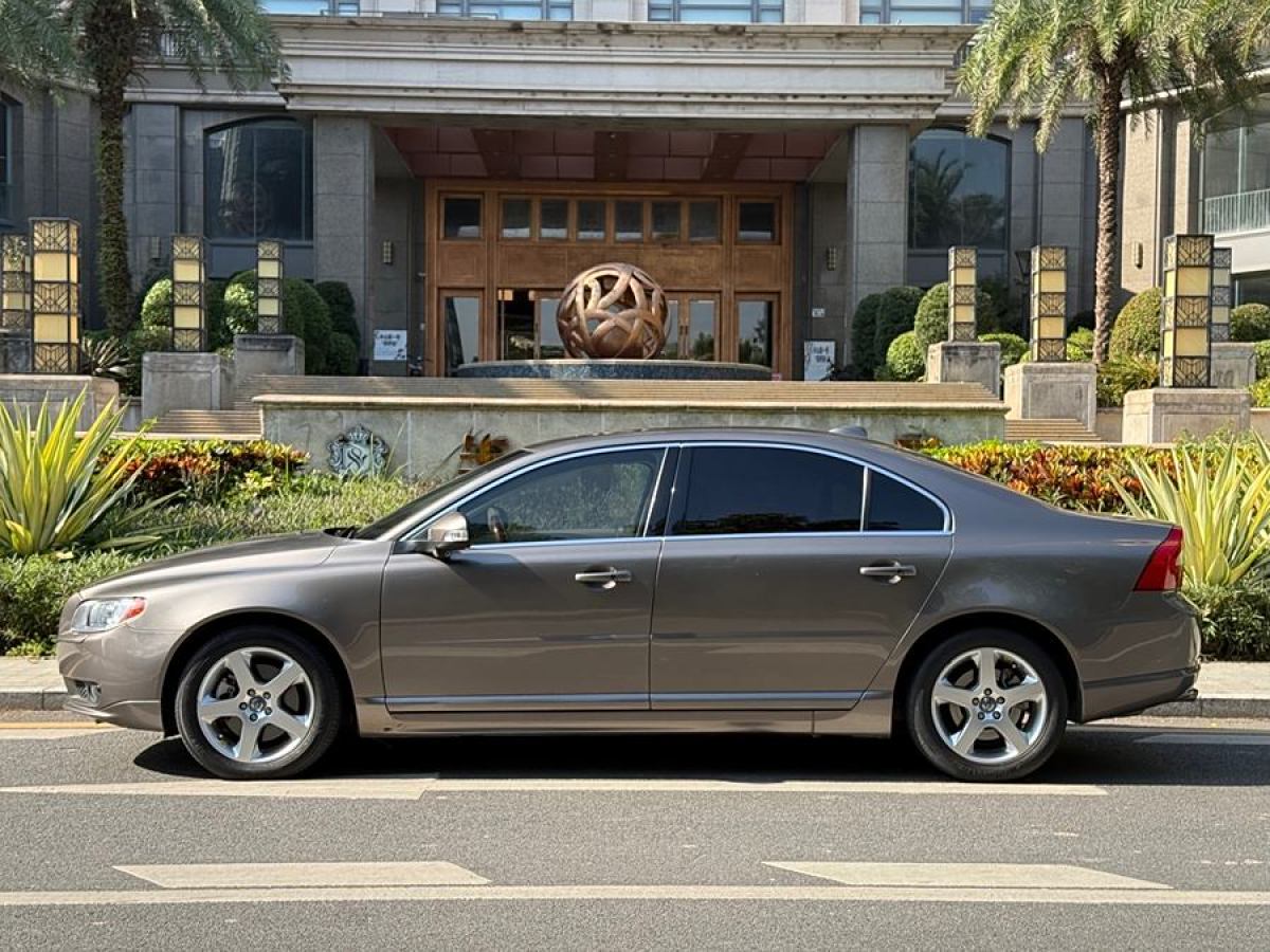 沃爾沃 S80L  2011款 2.0T 智尊版圖片