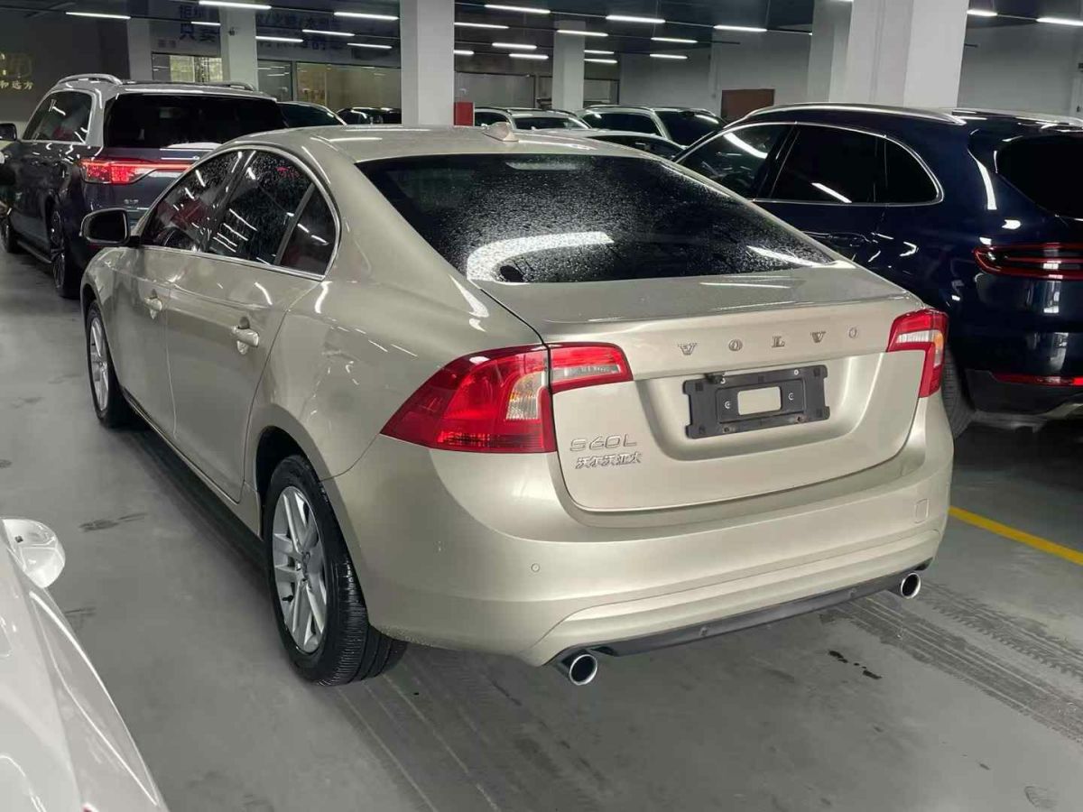 沃爾沃 S60  2016款 L 2.0T T4 智遠(yuǎn)版圖片