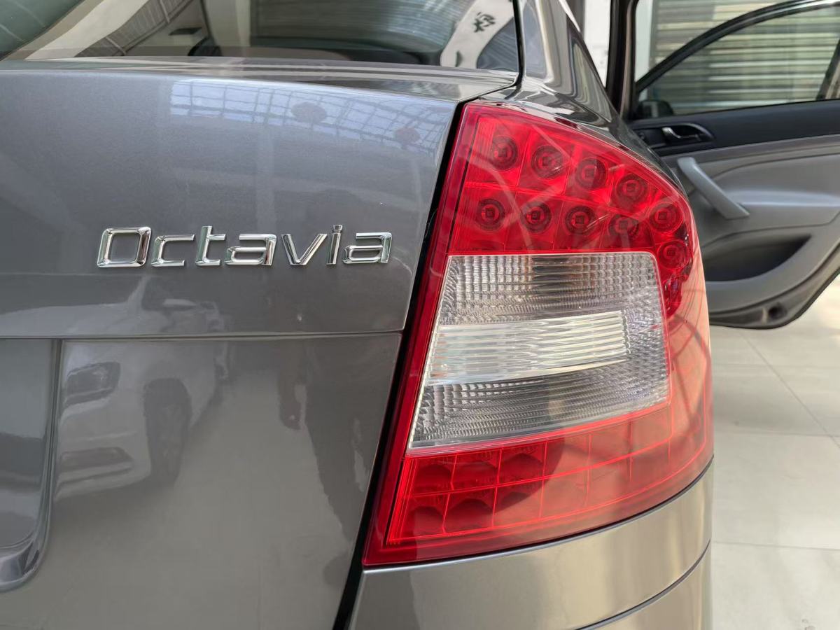 斯柯達 明銳  2010款 1.6L 自動逸致版圖片