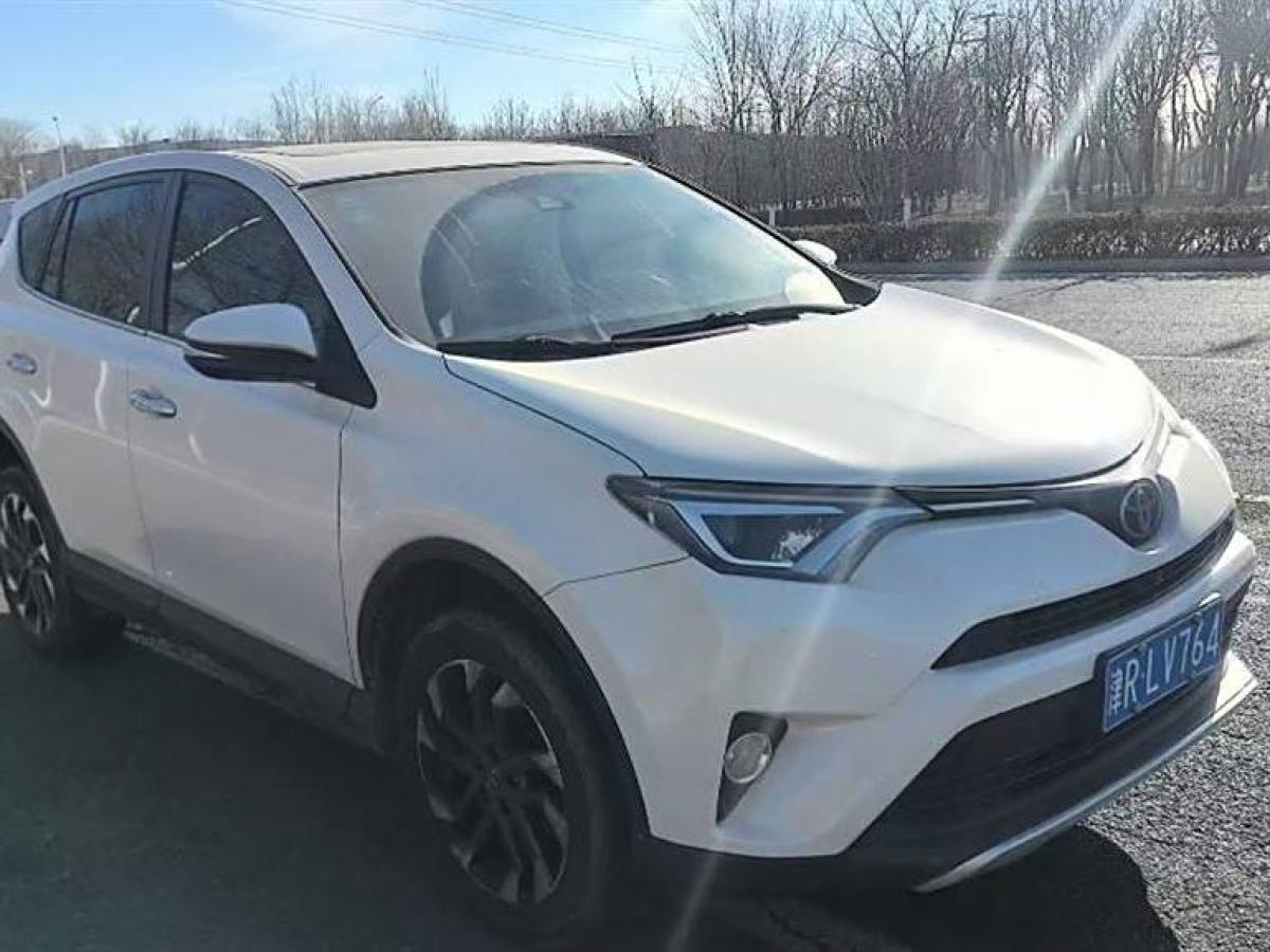 豐田 RAV4榮放  2018款 2.5L 自動四驅(qū)精英i版圖片