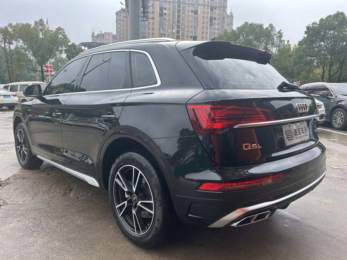 奧迪 奧迪Q5L  2024款 40 TFSI 時(shí)尚動(dòng)感型圖片