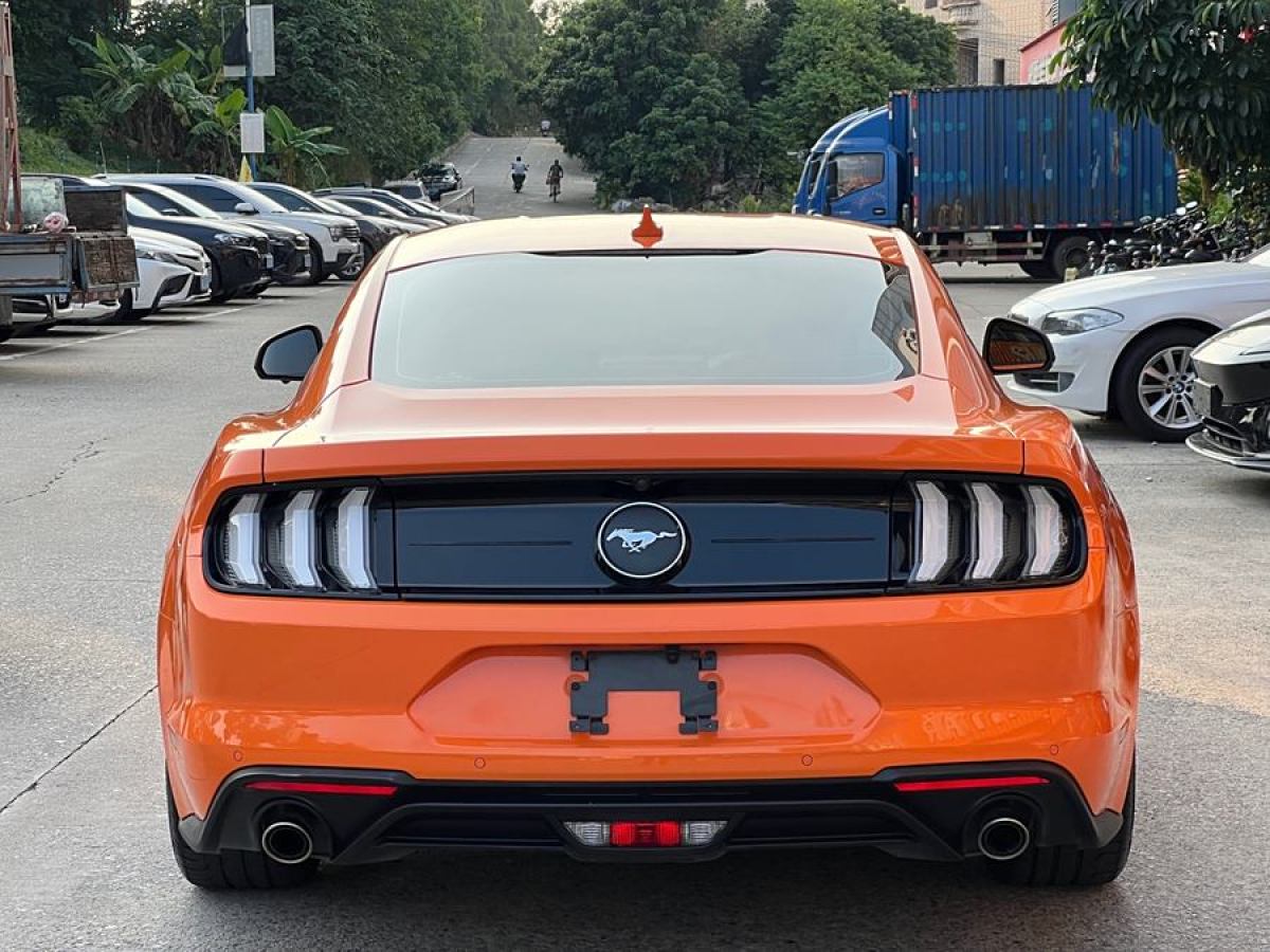 2022年7月福特 Mustang  2021款 2.3L EcoBoost