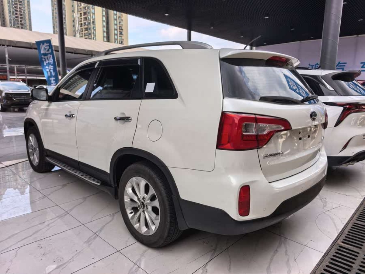 起亞 索蘭托  2013款 2.4L 7座汽油舒適版圖片