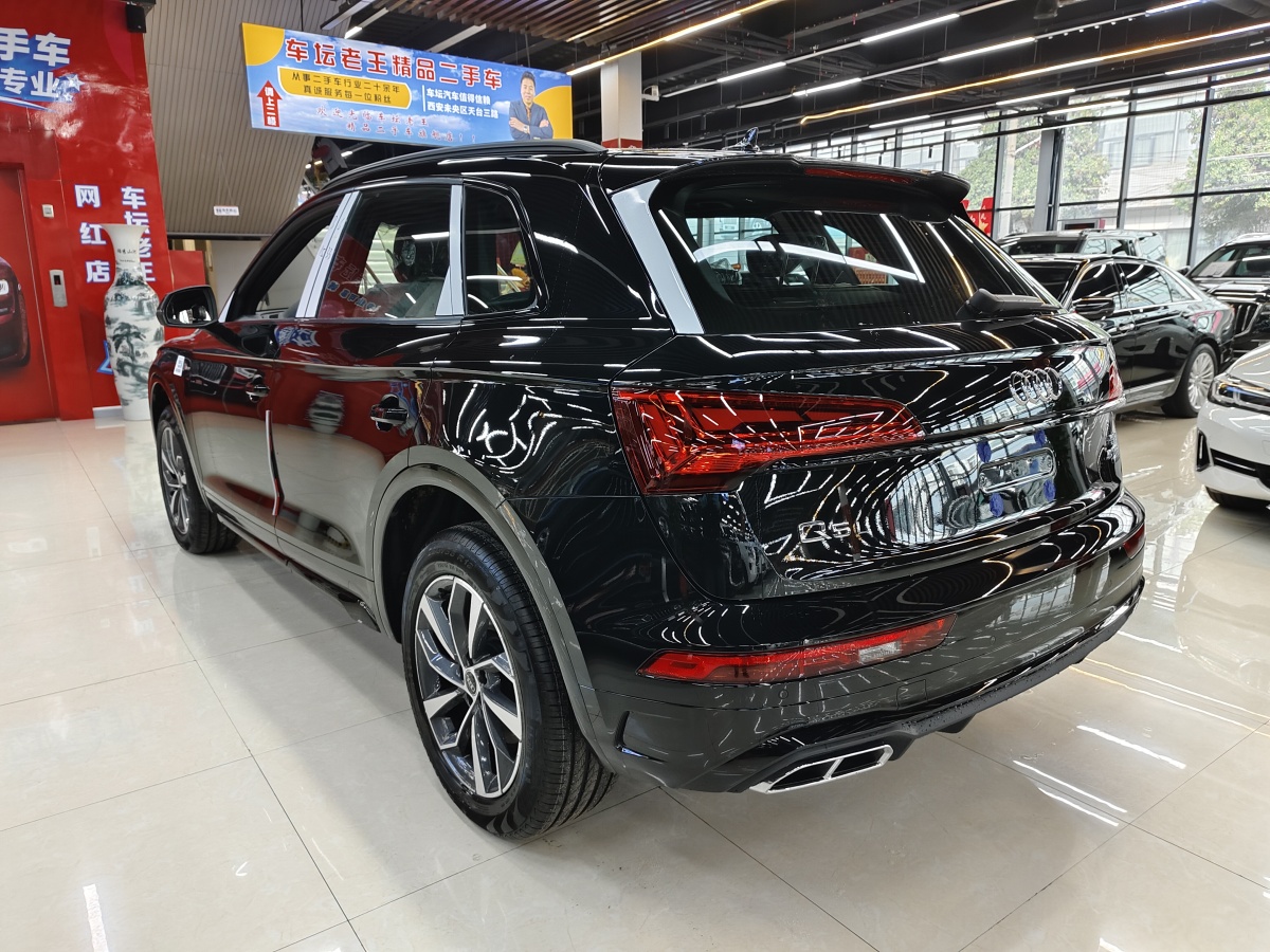 奧迪 奧迪Q5L  2024款 40 TFSI 豪華動(dòng)感型圖片