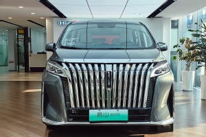 車馳V-Class 車馳 2.0T 蘭馳牌巴菲特旗艦版