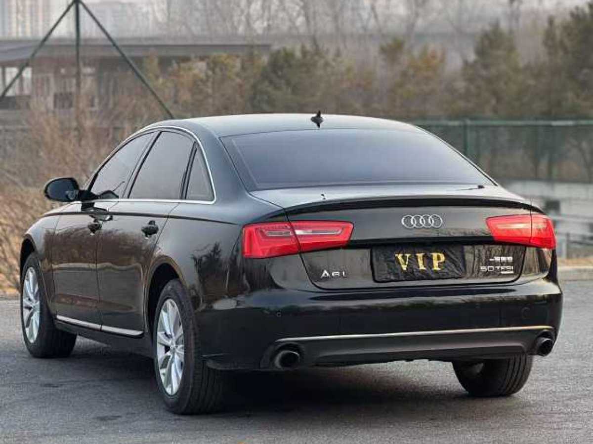 奧迪 奧迪A6L  2012款 TFSI 標(biāo)準(zhǔn)型圖片