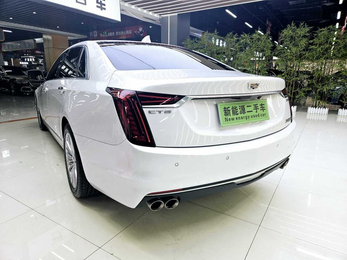 凱迪拉克 CT6  2019款 28T 時(shí)尚型圖片