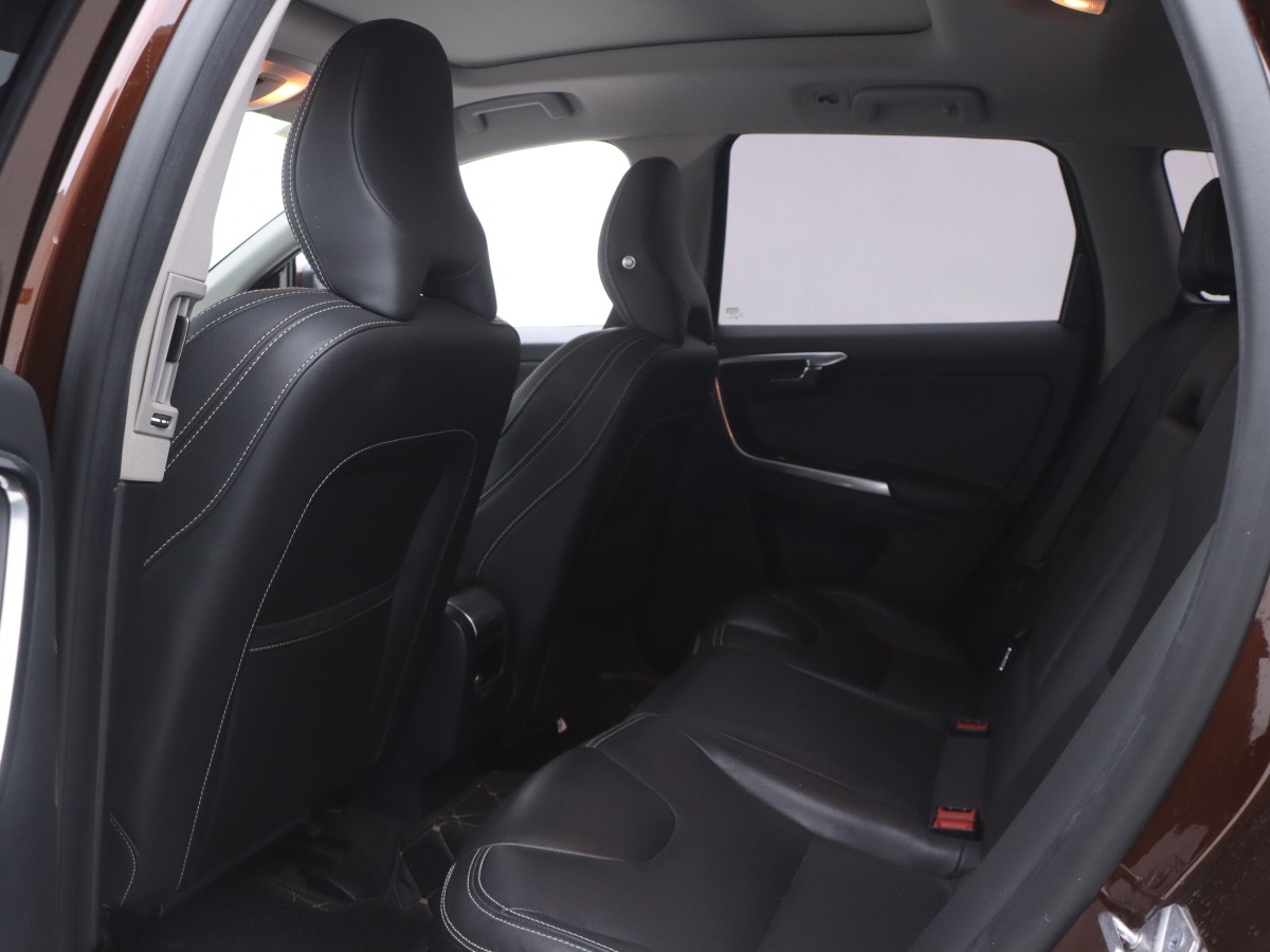 沃爾沃 XC60  2016款 T5 AWD 智遠版圖片
