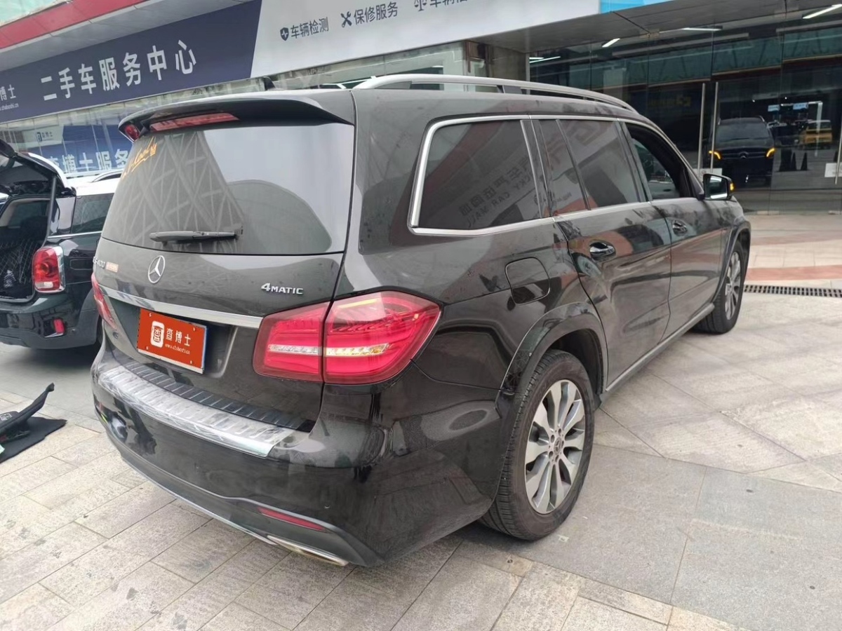 奔馳 奔馳GLS  2018款 改款 GLS 400 4MATIC豪華型圖片